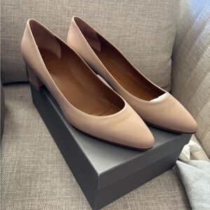 Aquatalia Phoebe Nude Women's Leather Pumps size 10